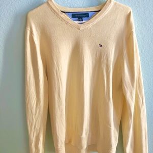 vintage pale yellow tommy sweater!